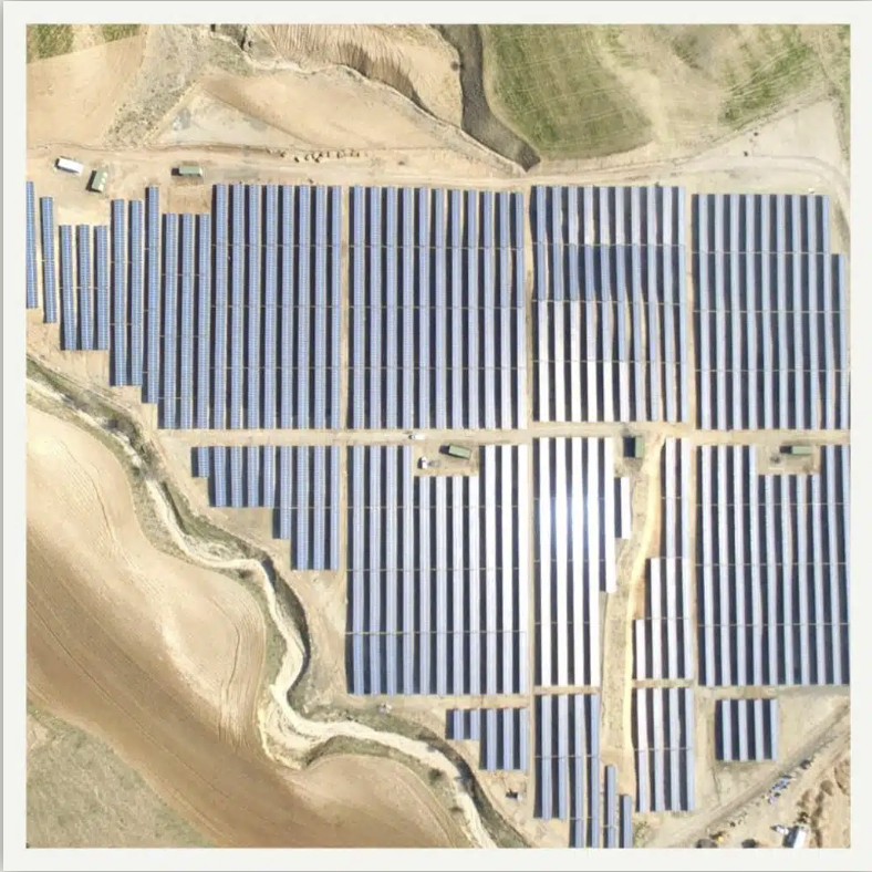 Hive has secured a £19 million bank guarantee facility from Santander, supported by <a href="/UKEF/">UK Export Finance</a>.

The facility will allow us to finance projects in Türkiye, where we have already developed 11MWs of PV plants to operational status, and extend into new markets.

hiveenergy.co.uk/2024/03/04/hiv…