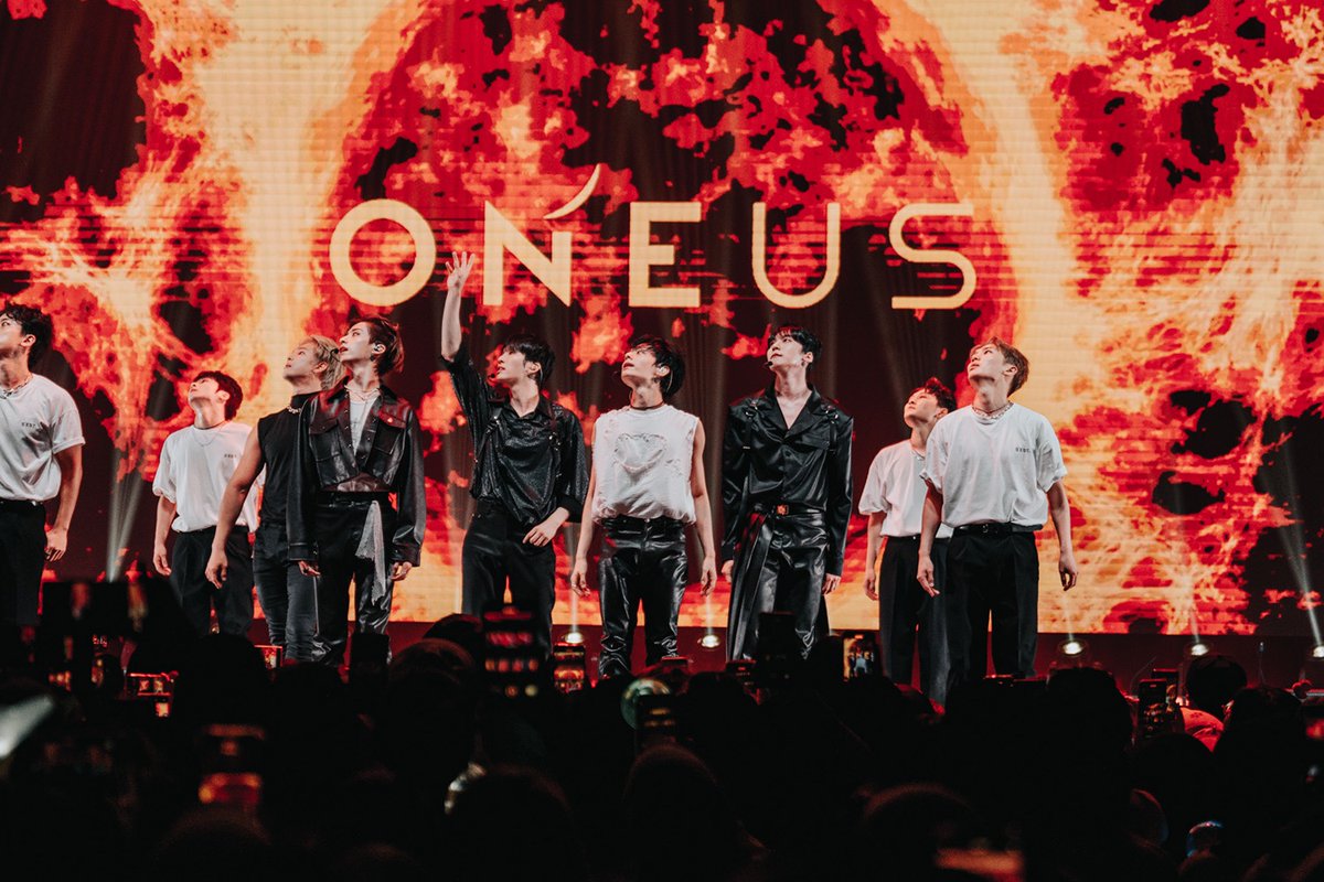 Thank you to ONEUS and TOMOON for the wonderful night in Malaysia!🌕 See you next time!💝 Show Photos Link🔗📸 drive.google.com/drive/folders/… #ONEUS #La_Dolce_Vita #ONEUS2ND #ONEUSinMY #ONEUSMALAYSIA