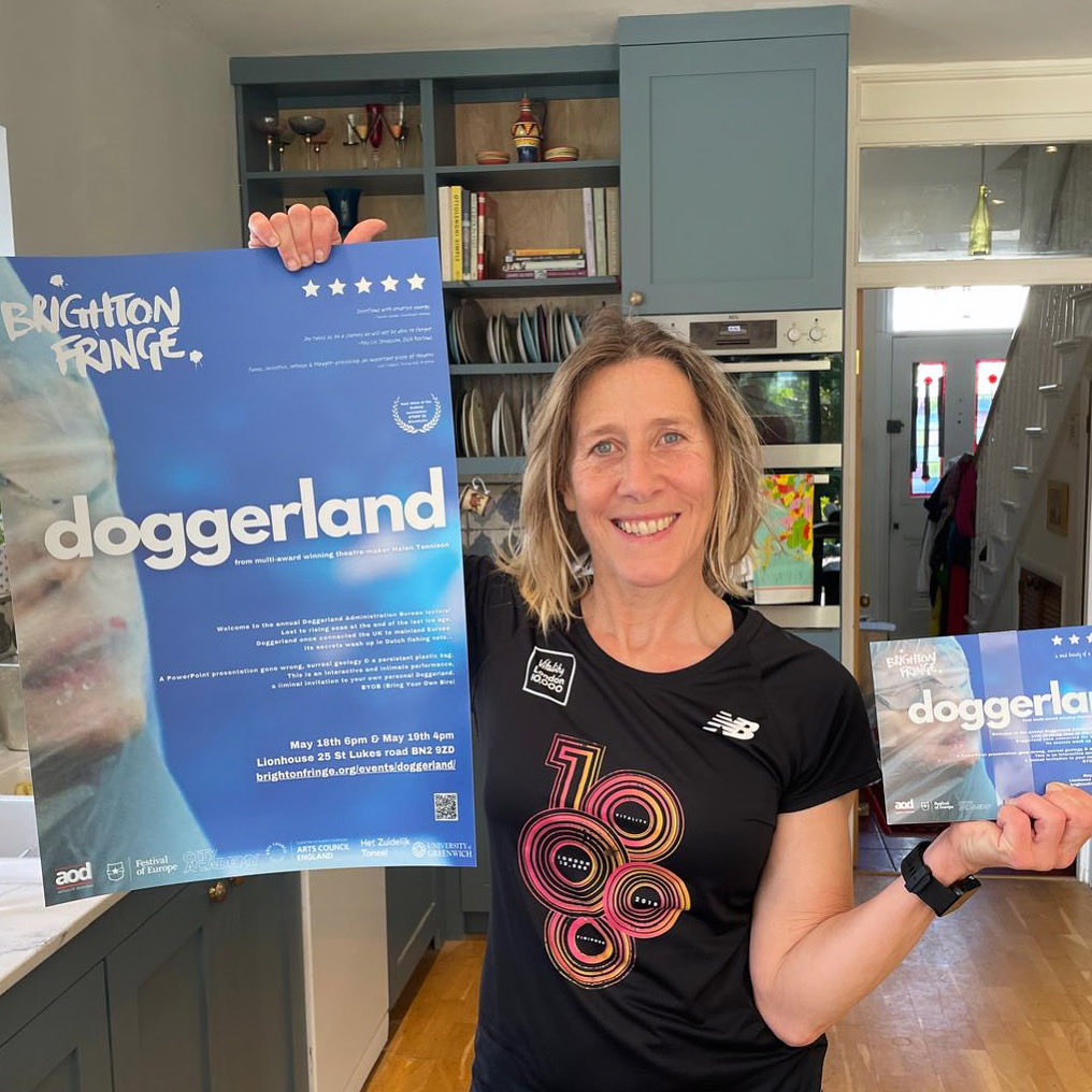 ⁦@TamsinShasha⁩ with the Doggerland posters! 😃 🌊Absurd performances for v small audiences May 18/19 ⁦@brightonfringe ⁩ brightonfringe.org/events/doggerl… 🤓thanks to ⁦@aodtheatre⁩ and ⁦@eufestivaluk⁩ for supporting the show!
