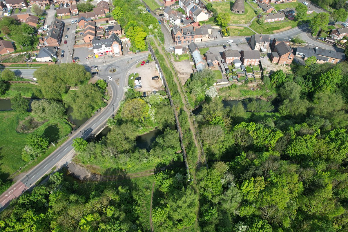 scutts's tweet image. The remains of the eastern entry to Tinsley Yard. It was always incredibly exciting if your train got diverted through the yard....