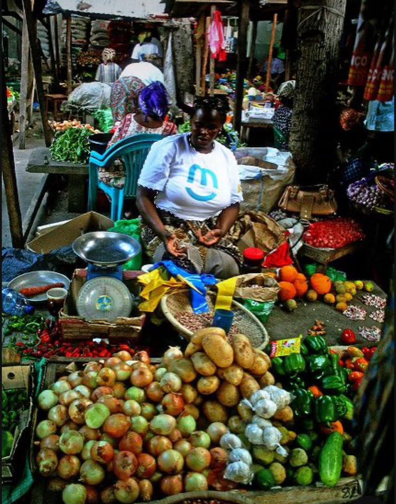 Open market somewhere in Mozambique 🇲🇿