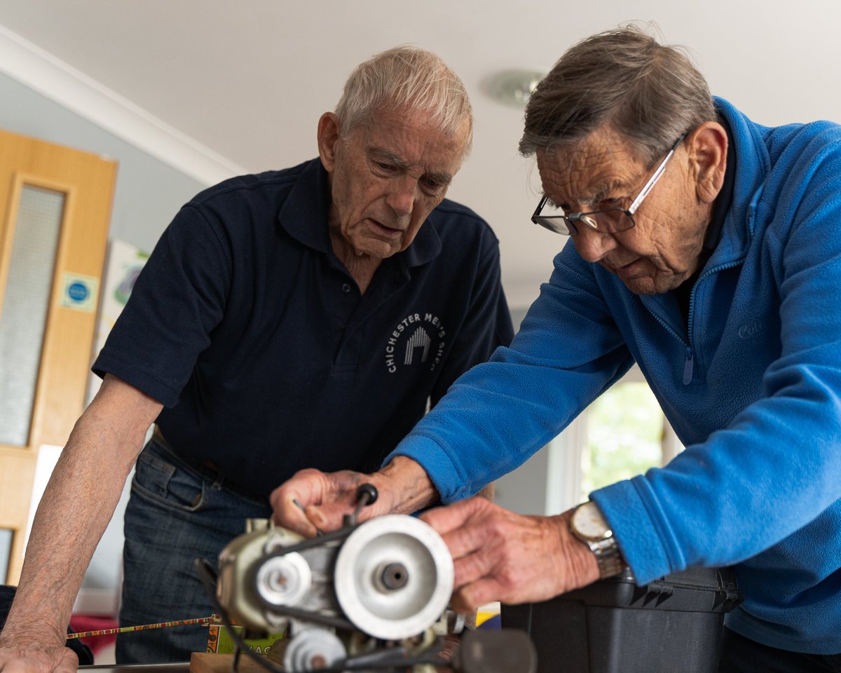 Congratulations to Chichester Mens Shed and @ChichesterDC for investing in the Men in the community. This will go a long way! sussexexpress.co.uk/community/chic… #ukmenssheds #menshealthawareness #chichester
