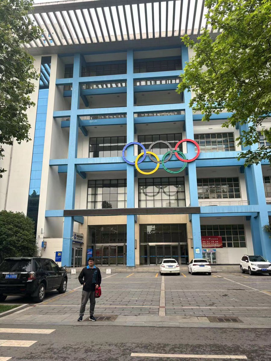 SebasArabi's tweet image. Me vine un poco lejos… 🇨🇳🏐