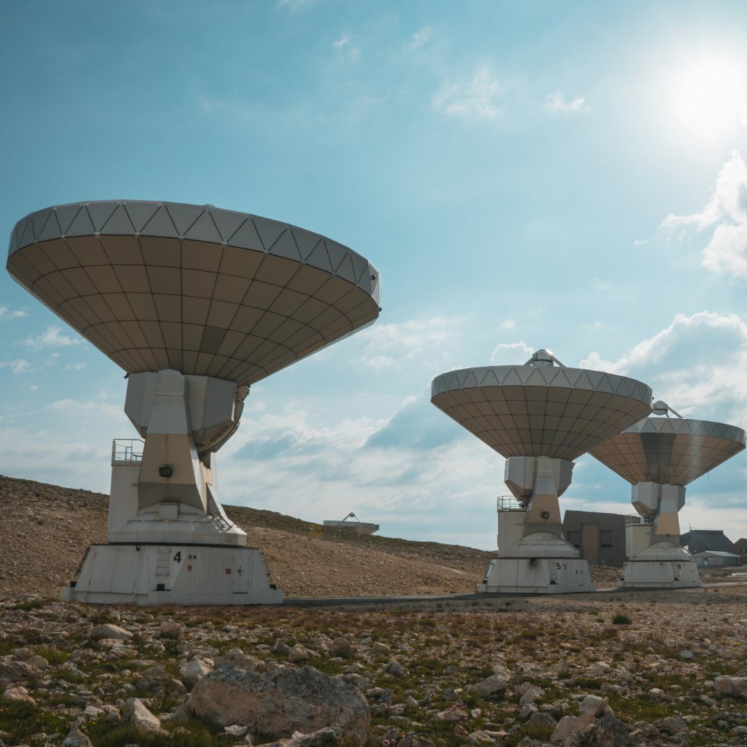 🌌🔭 Entdeckt Giganten wie E-ELT & GMT! Erkundet die Geheimnisse des Universums. Mehr Infos hier: ow.ly/8ivf50RuO0k 
#Astroshop #Omegon #Astronomie #Teleskope

*Foto von Gontran Isnard auf Unsplash