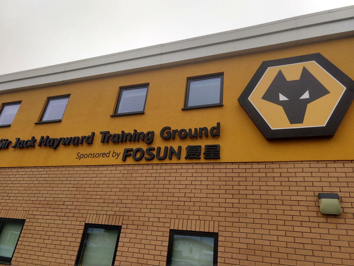 It was great to present at @Wolves FC last week on how we can use biomechanics to optimize performance and rehab in football. Thanks Phil Hayward and @benmac79 for organizing.