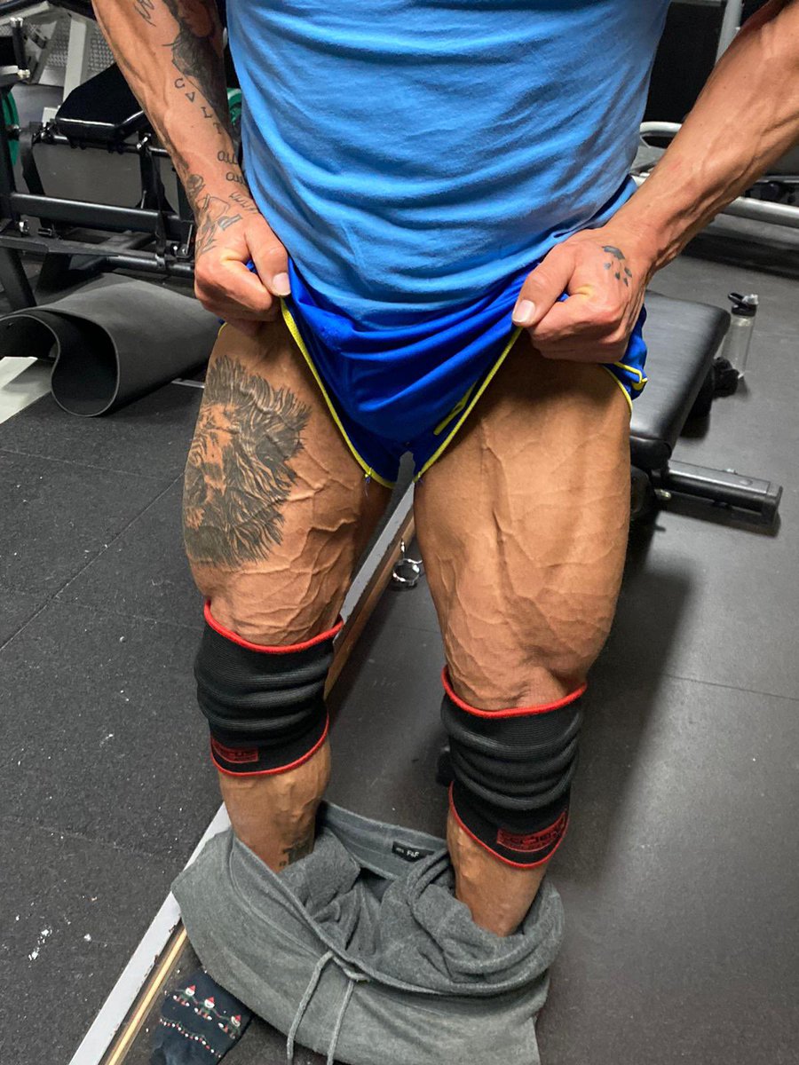 boltonmatthew01's tweet image. Legs for dayzzzzzz #gym #dieting #sliced #bodybuilding