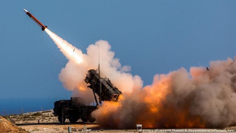 🇪🇸🇺🇦 „Die spanische Verteidigungsministerin Margarita Robles hat die Ankunft von PATRIOT-Raketen in der Ukraine bestätigt, eine koordinierte Aktion aller verbündeten Länder“, - EL Mundo

🙏 „Das Einzige, was ich sagen kann, ist, dass wir uns darüber im Klaren