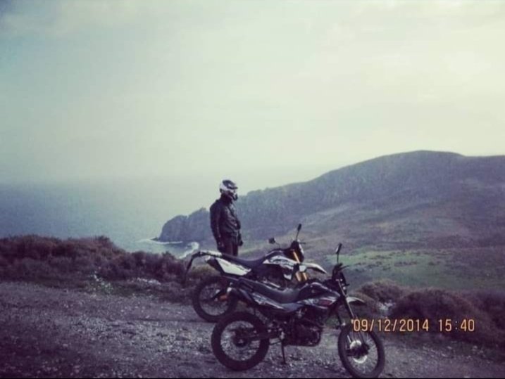 Yıl 2014, Gökçeada... 3 yıl yaşadığımız, herşeyi ile doğal ve sakin şehir🦋🌈🍀🎊🌠
#cittaslow #gokceada #motorcycle