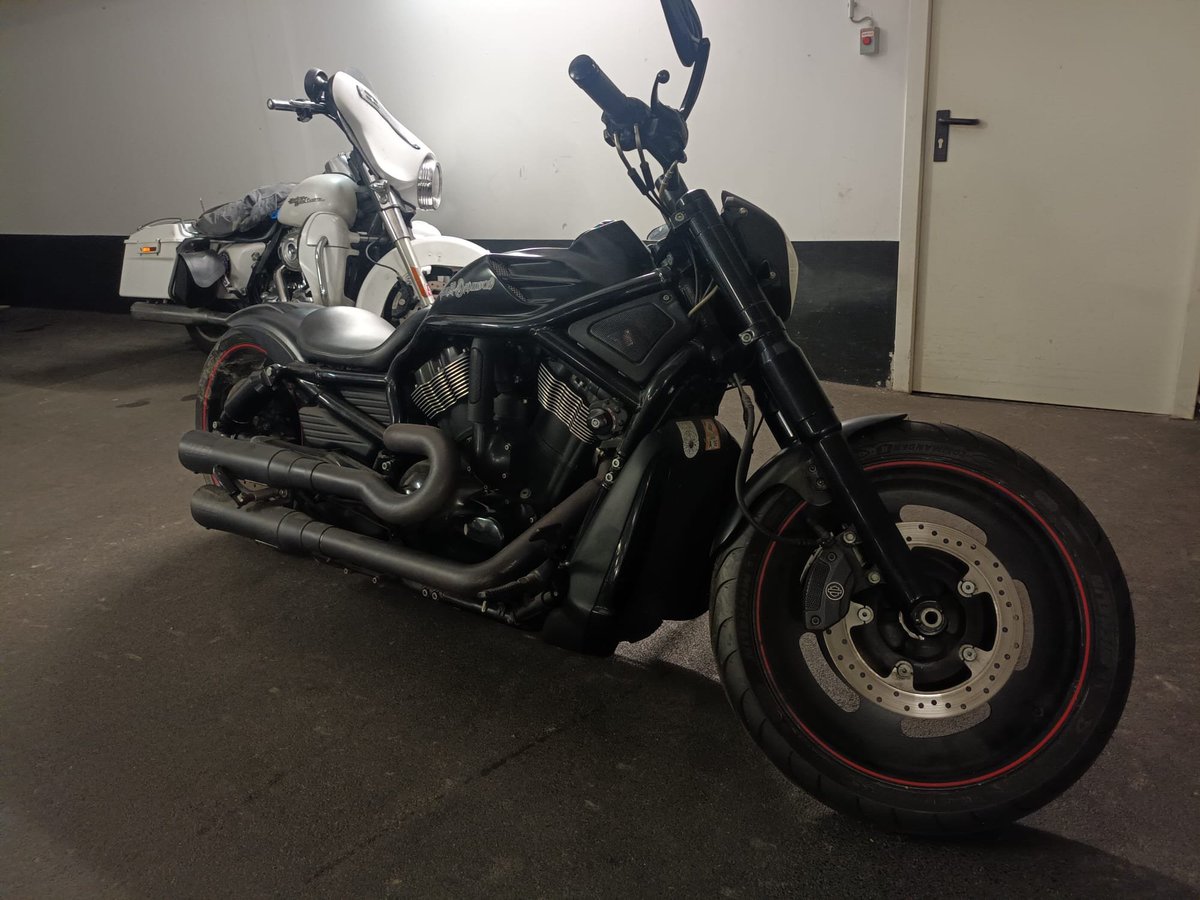 Alpenrebel88's tweet image. #ProBikeUK #TailpipeTuesday #Tailpipe #tuesdaymotivations #IronBloodMcVienna #Noki 
Gm, wish everybody in the community  a blessed day! 
that is an emergency generator, holy moly!