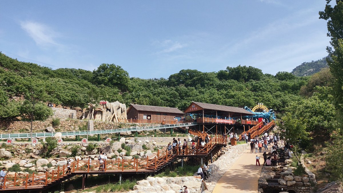 lisng789456's tweet photo. 五一假期怎么一眨眼就过去了呢，早知道就不眨眼了 https://t.co/S9CV07aPMR