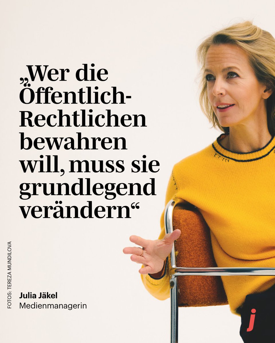 Julia Jäkel sagt: „Der ÖRR verfügt über 10 Mrd. Euro jährlich. Dennoch klagen Intendanten, sie seien am Limit. Mitarbeitende fühlen sich in einer Sparspirale. Kreative, Partner, Freie, alle sind massiv unter Druck. Nüchtern betrachtet muss da strukturell etwas falsch sein.“ 1/5