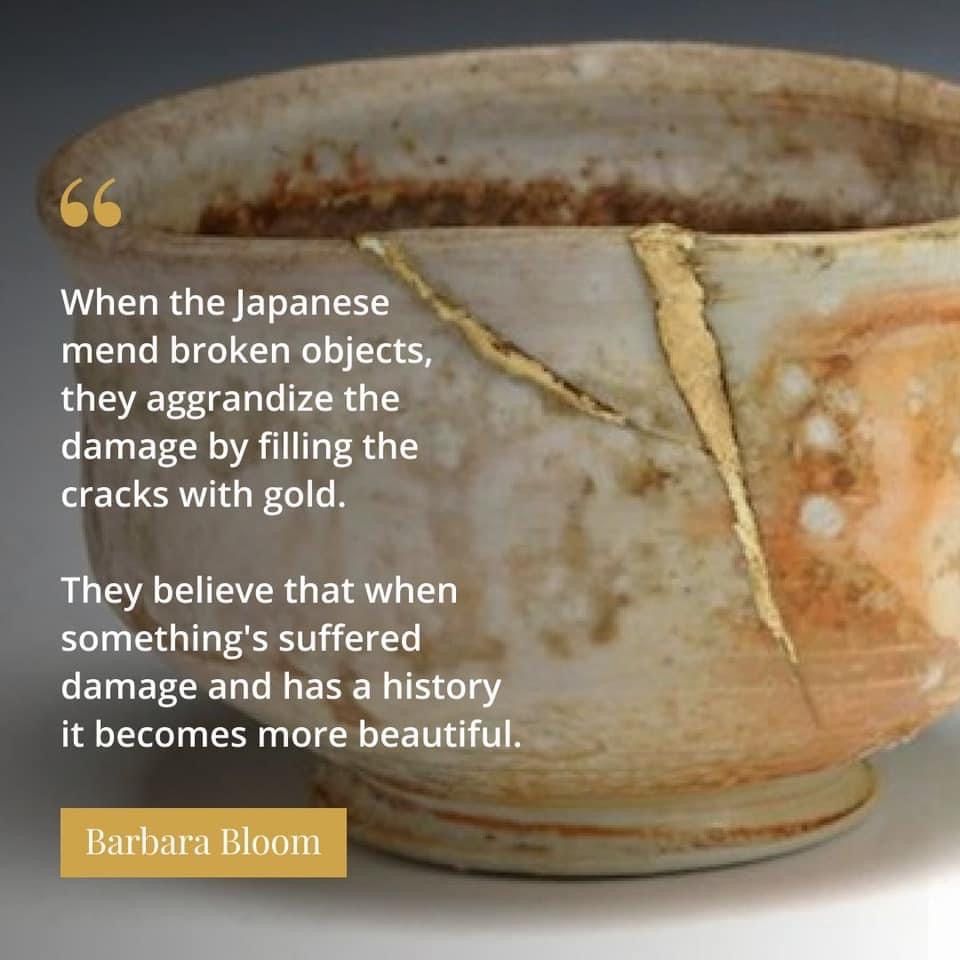 Kintsugi teaches us to celebrate imperfections and that as human beings, imperfections are inevitable, whether in appearance, character or actions. Learning to accept our flaws is a process that will lead to a deeper sense of peace and fulfilment.👍