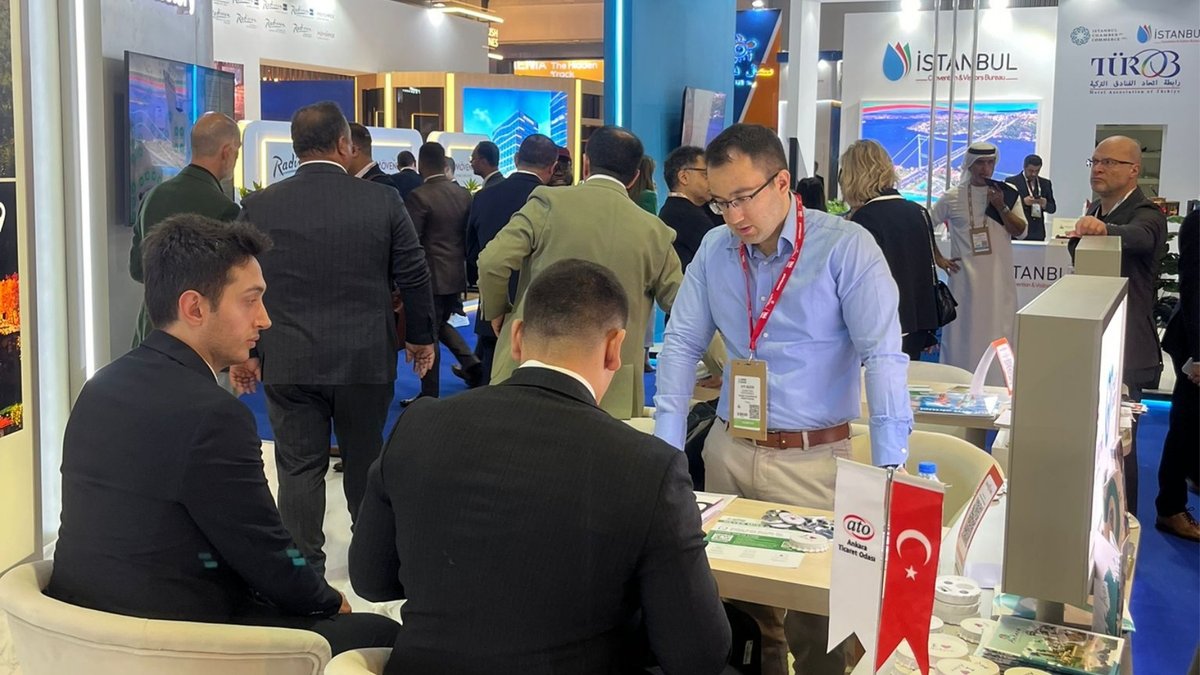 Ankara Ticaret Odası, #Ankara’nın turizm potansiyelini tanıtmak için, dünyanın en önemli turizm fuarları arasında yer alan “Arabian Travel Market 2024”e katıldı. 6-9 Mayıs tarihleri arasında Dubai’de düzenlenen fuarda, @TCKulturTurizm bünyesinde faaliyet gösteren @tgakurumsal…