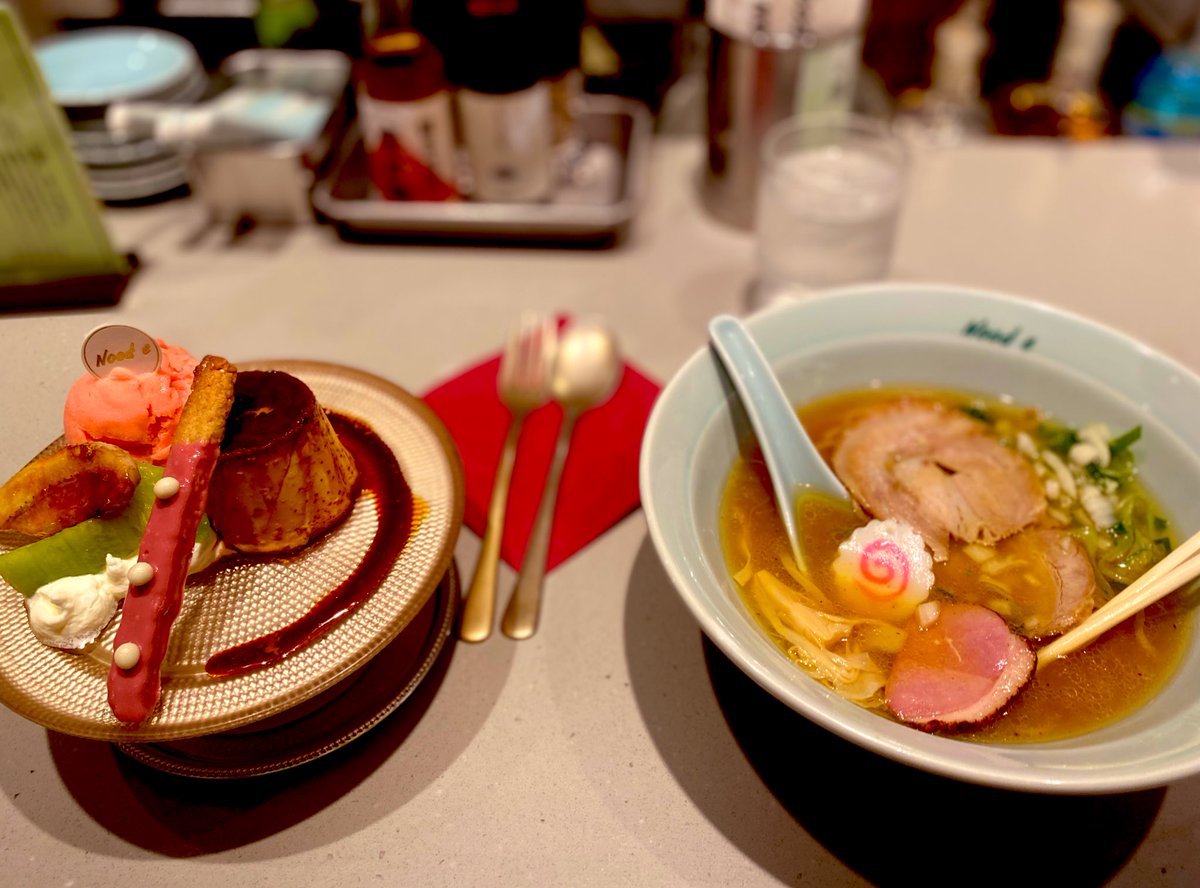 不良だからラーメンとプリンアラモードどっちも食べる