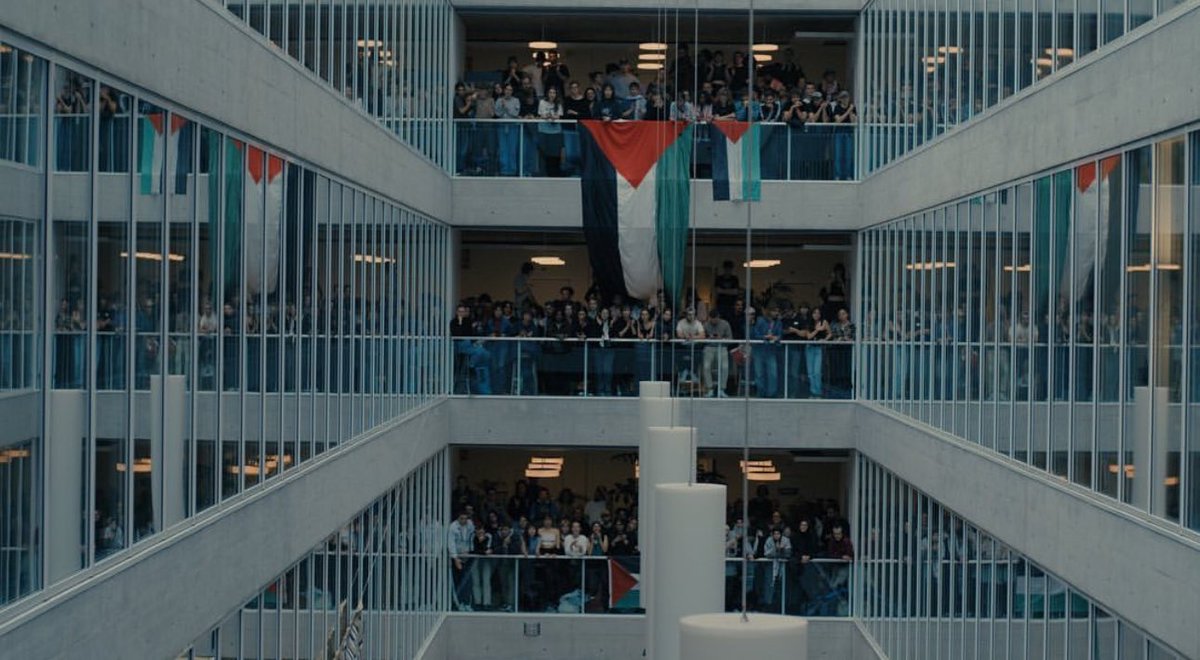 RimaHas's tweet photo. L’Université de #Lausanne 🇵🇸 https://t.co/xd7TePnDGC