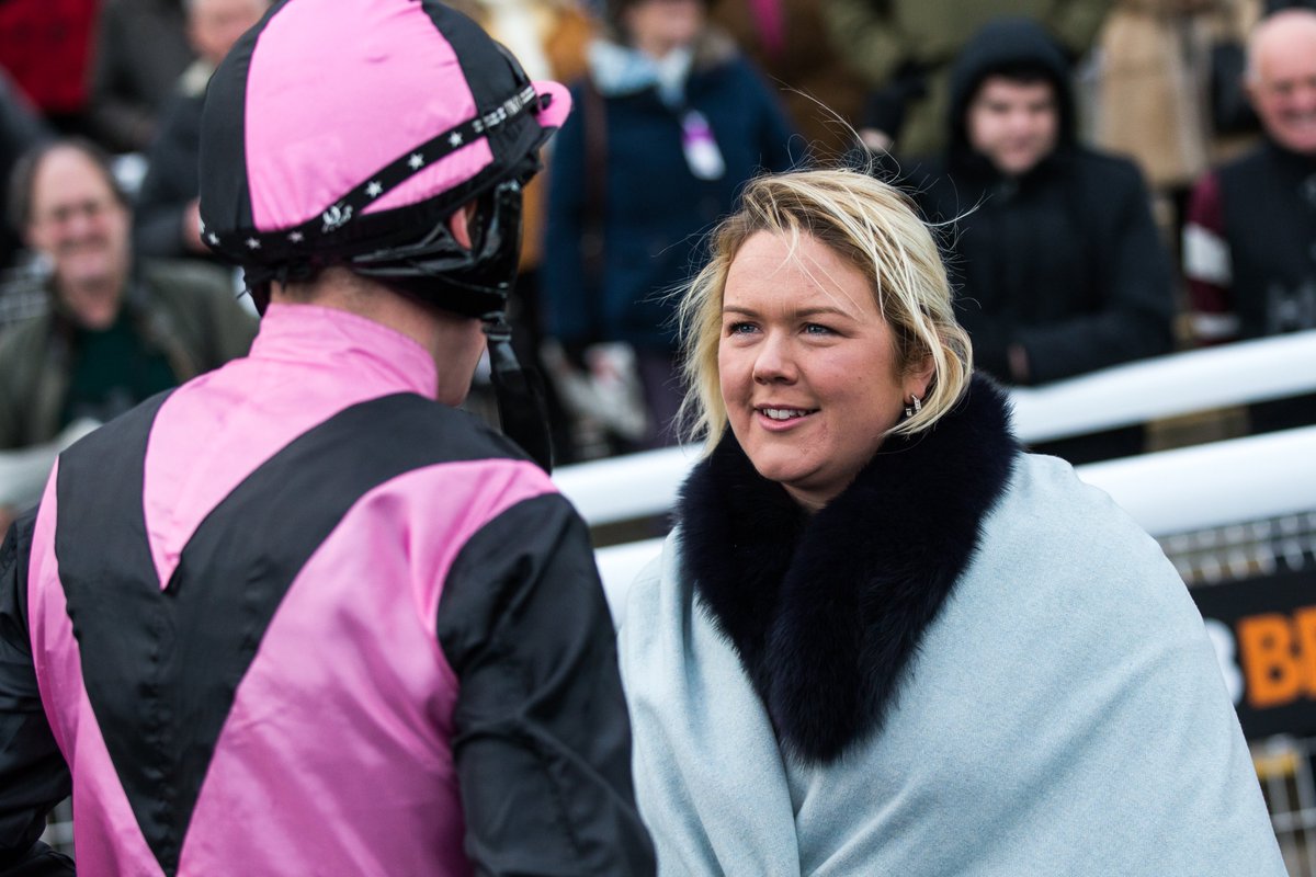 Many congratulations @GraceHarris90 who yesterday registered her 100th winner as a trainer from her yard close to @Chepstow_Racing - her century was secured when Halifax won @kemptonparkrace under @conorring12