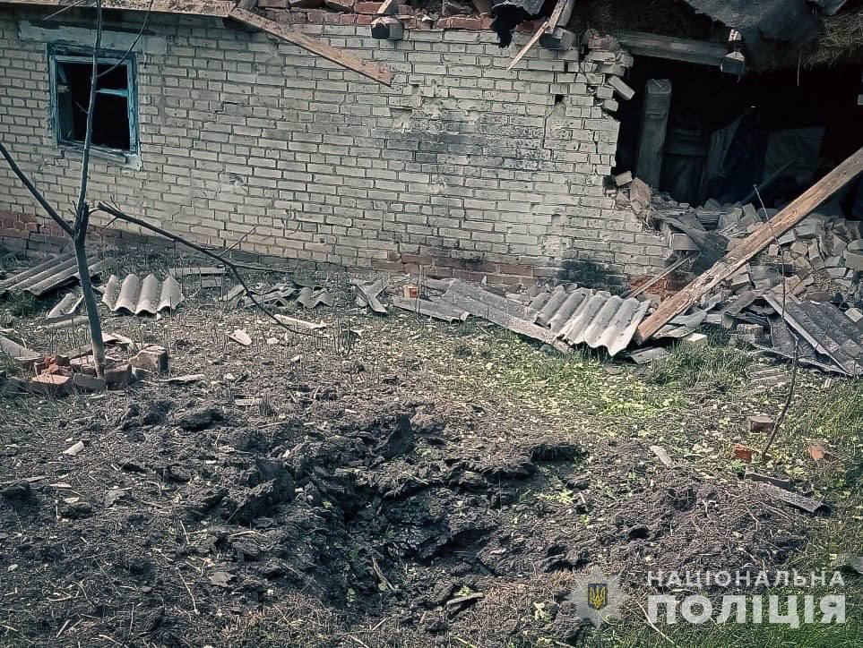 As a result of russian strikes in Sumy Oblast , one person was killed and four were injured, including two children As reported by the National Police, the Russians shelled the region 224 times in the past day. As a result of the attacks, private, multi-apartment buildings,…