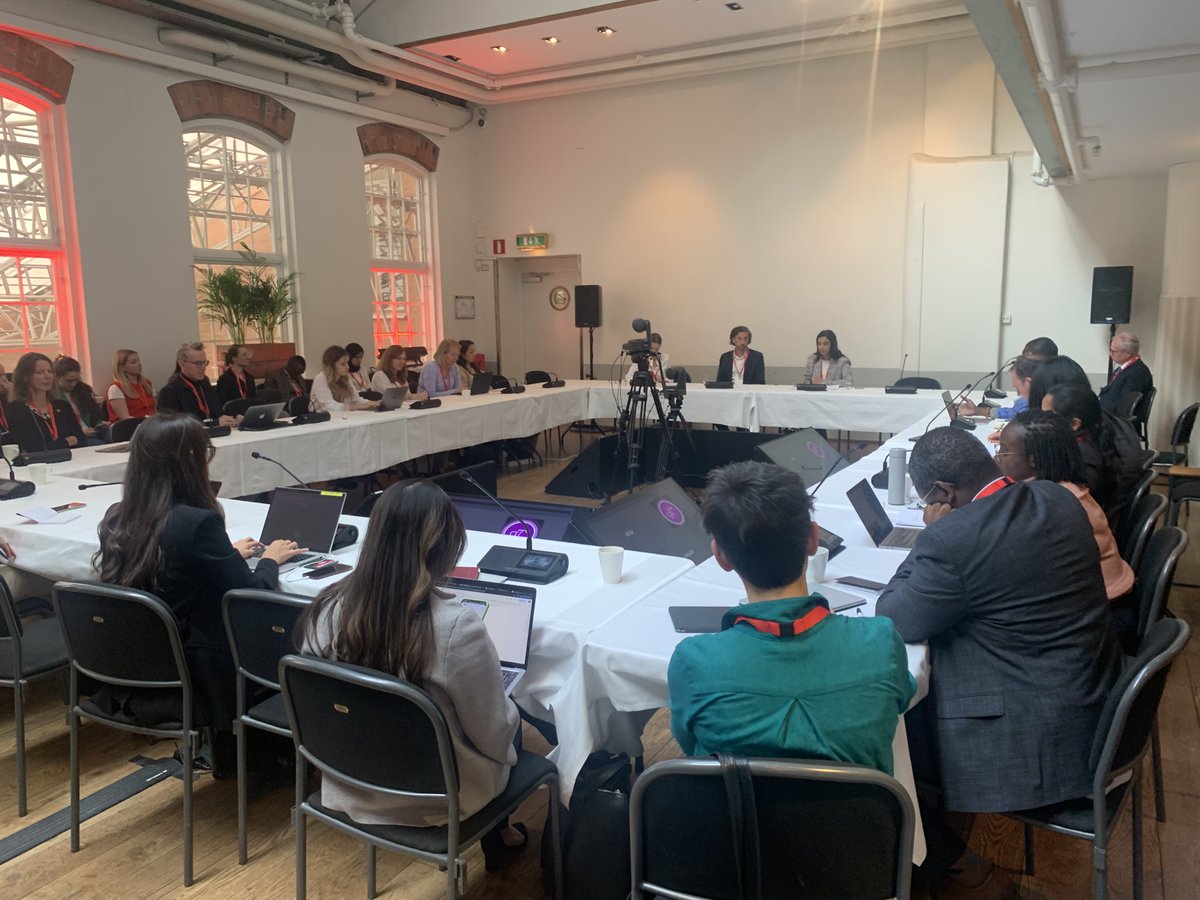 Insightful conversations at the #HDPNexusCoalition & @WFP session on #foodsystems transformation and conflict resolution at the 2024 #SthlmForum! Strategies for integrating peace interventions into food systems for resilience and sustainable development fightfoodcrises.net/events/2024-st…