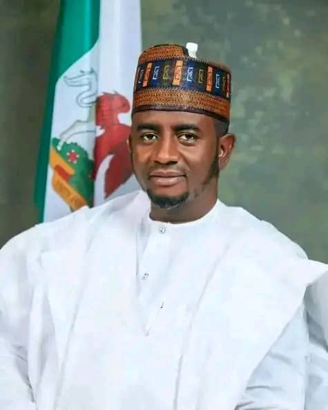 This is the senator that introduced this Cyber Security Levy bill has now been passed as a law Shehu Buba Umar, representing Bauchi South Constituency under APC. Check his profile. From school teacher to SSA to former Bauchi Governor. He has never built a business. He…