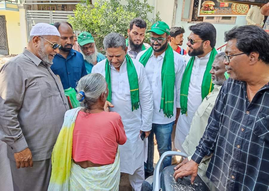 ( 7-05-2024 Tuesday) Today Morning Door To Door Campaign In Karwan Constituency !!! AIMIM Karwan MLA Kausar Mohiuddin Sahab Along With AIMIM Party Corporator's And AIMIM Primary Unit President And Active Workers Campaigning At Hakeem Shah Colony Complete and Main Roads & Sub…