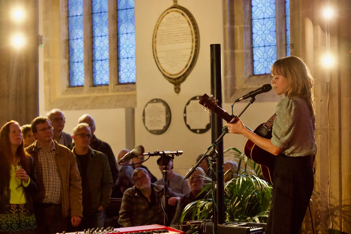 Such a pleasure to welcome back @emilybarkerhalo last Saturday. A truly spellbinding set of songs from new album 'Fragile As Humans' with vocal melodies that soared high to the vaulted ceiling and thoughtful poetry on connection that will stay with us. 📸Alasdair Bouch
