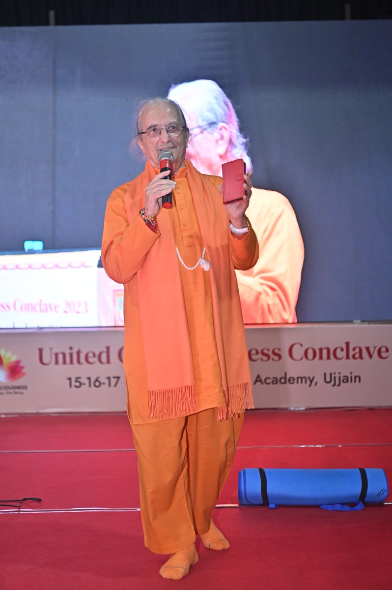 Dignitaries sharing their meaningful insights at United Consciousness Conclave 2023 #SwamiSuryanandaSaraswati @SadhviBhagawati @sukadev @GaurangaDas #SwamiSuryanandaSaraswati