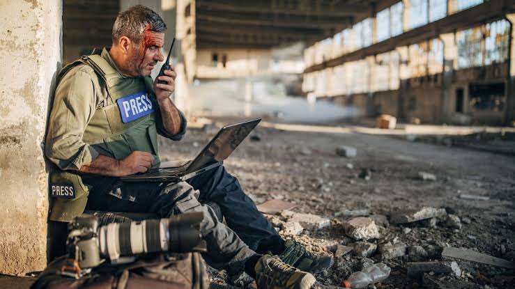 Agression de la #RDC par le Rwanda: « Il faut à la RTNC des reporters, envoyés spéciaux déployés au front pour couvrir la guerre à l’Est pour le compte de la RDC. Ces journalistes vont nous informer de façon instantanée sur la vraie situation à l’Est du pays. Les médias