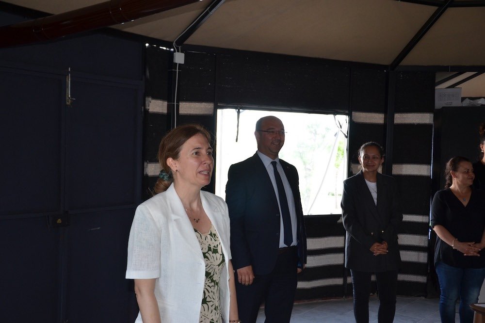Büyükşehir Belediyesi tarafından kırsal ilçelerde düzenlenen seminerler kapsamında Seyitgazi ilçesi Taşlık Mahallesinde gerçekleştirilen “Kadın Sağlığı Eğitim Semineri” ilçede ikamet eden kadınların yoğun katılımıyla gerçekleştirildi.