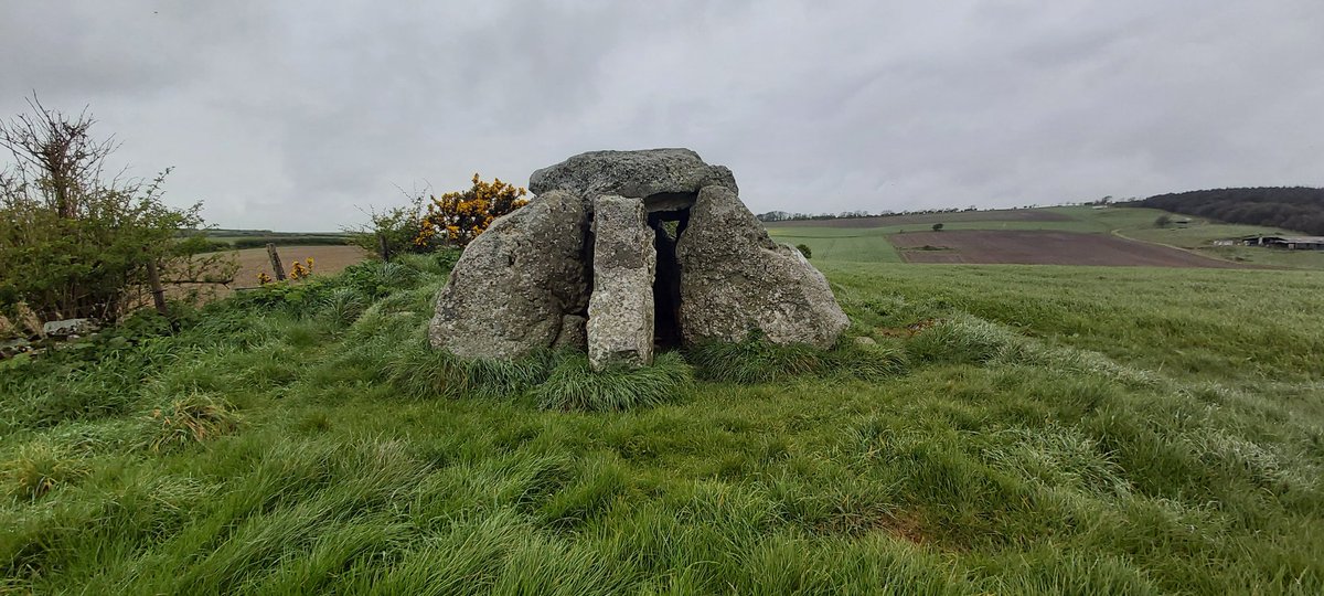 #TombTuesday Hell Stone