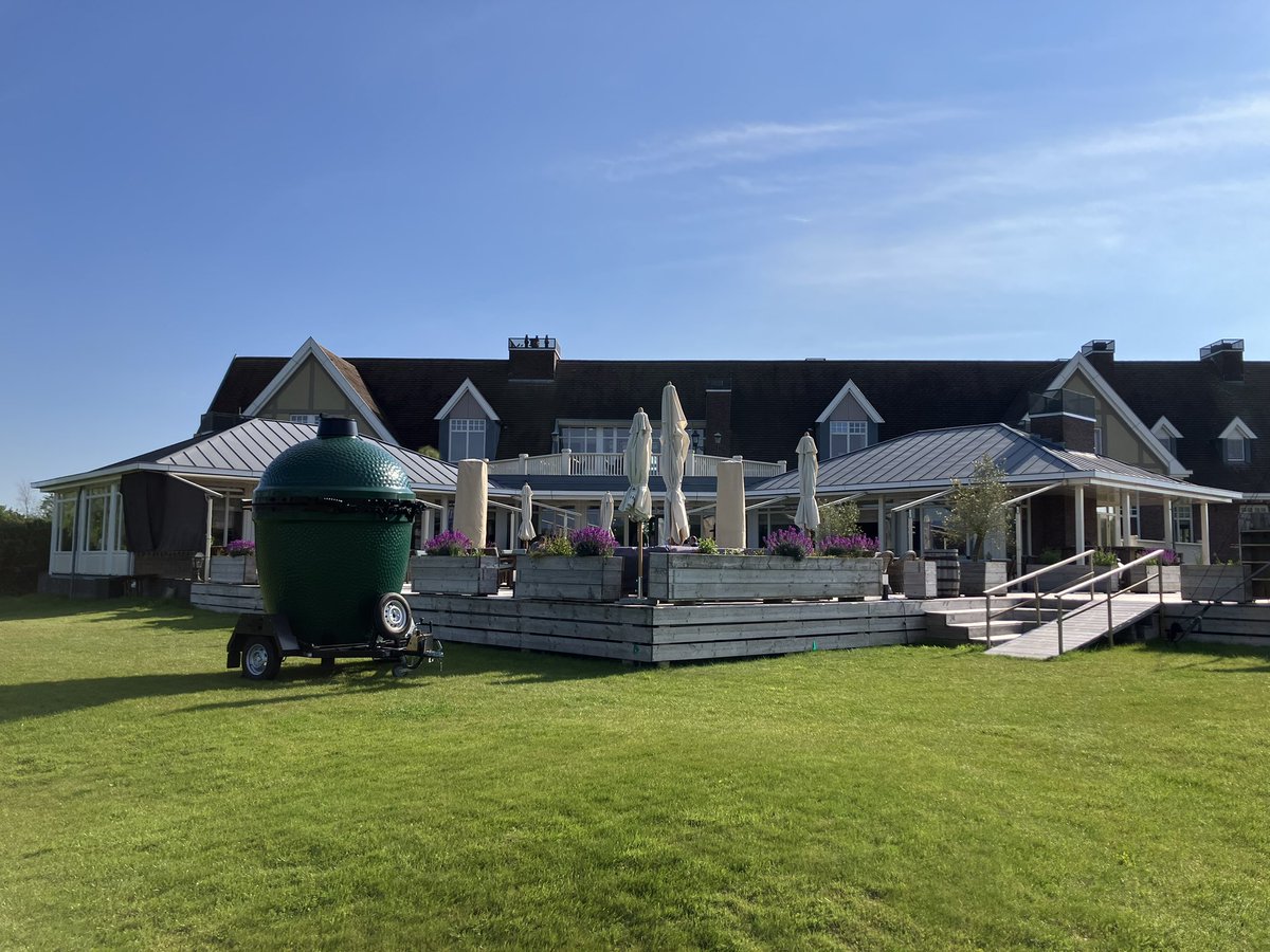 Op deze prachtige dag het benefietgolf van <a href="/fondsGsport/">Fonds Gehandicaptensport</a> op the Dutch! Met bijdragen van oa <a href="/pal_v/">Pål Vasbotten</a> en <a href="/BigGreenEgg_NL/">Big Green Egg NL</a>