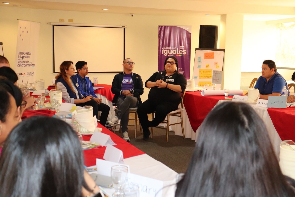 igualeshn's tweet photo. Trabajando en conjunto con @OIMhonduras @cucrsps  en una capacitación especializada al personal del @MigracionHND y @cruzrojahon que atienden personas retornadas al país en la frontera de Corinto, cerramos con un exitoso conversatorio de historias de vida. https://t.co/WLdHknQaqf