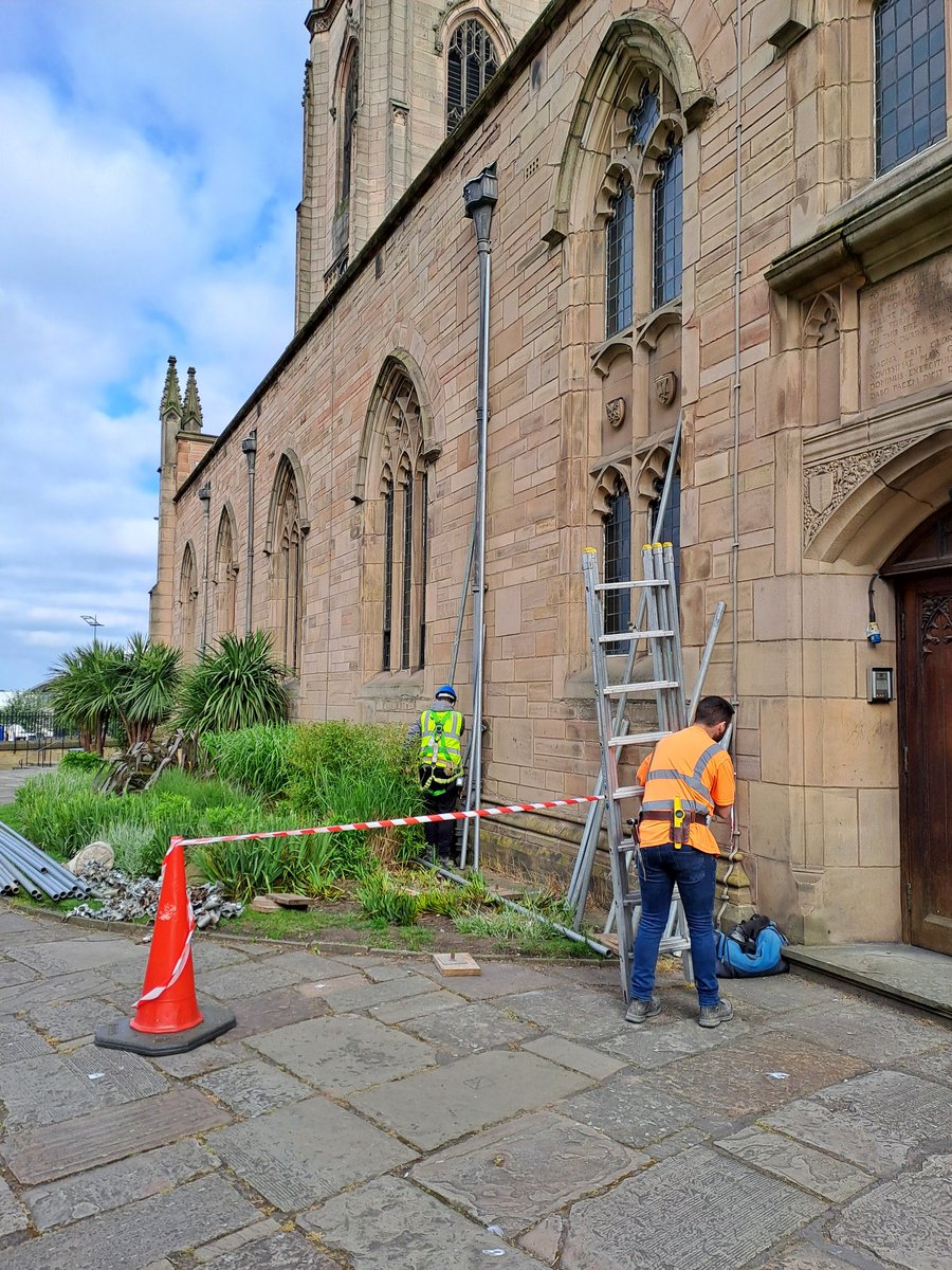 Early morning start for scaffolders. Work begins to install solar panels on our roof.