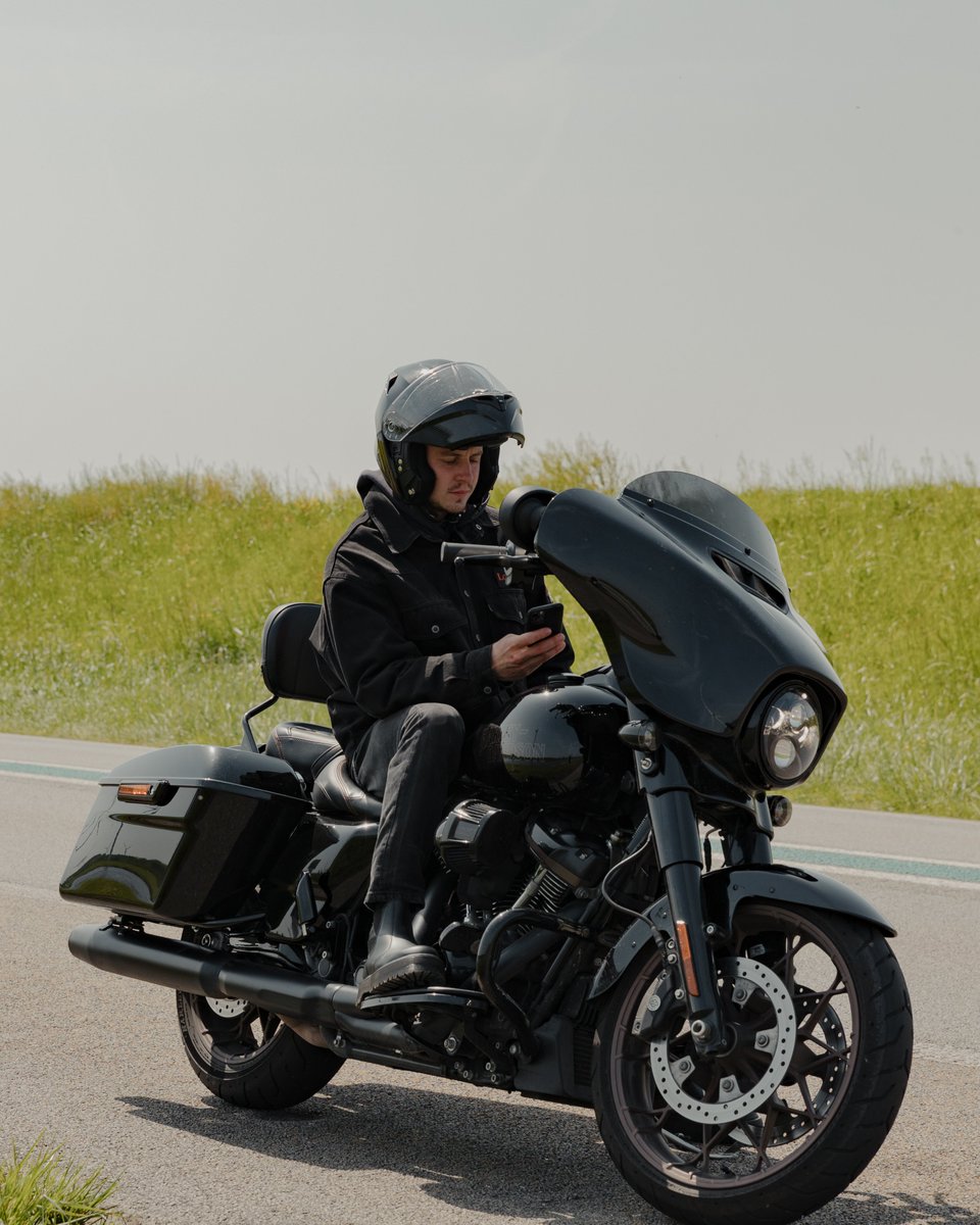 We’ve started off the month of May with a cross-border trip! 🇳🇱

We started our day with a ride across the Oesterdam. The route takes you into the province of Zeeland and is a little teaser of what’s to come.

#motorcycletouring #zeelandvisit