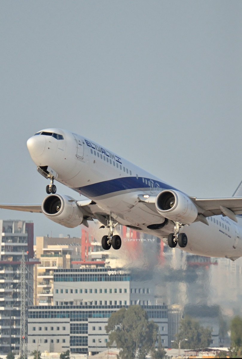 #bengurionairport OPs #azerbaijanairlines #flydubai #elal #elalisrael #tlv #LLBG #telaviv #israel