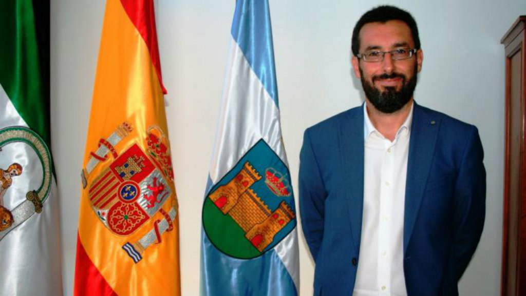 Juan Franco, alcalde de La Línea: 'Temo que en el acuerdo con Gibraltar se anteponga la política internacional' 🌐 csur.red/Pi1h50RyaO8 🗣 @Ayto_LaLinea | @nbarnes68 🔭 @ElMiradorCSR