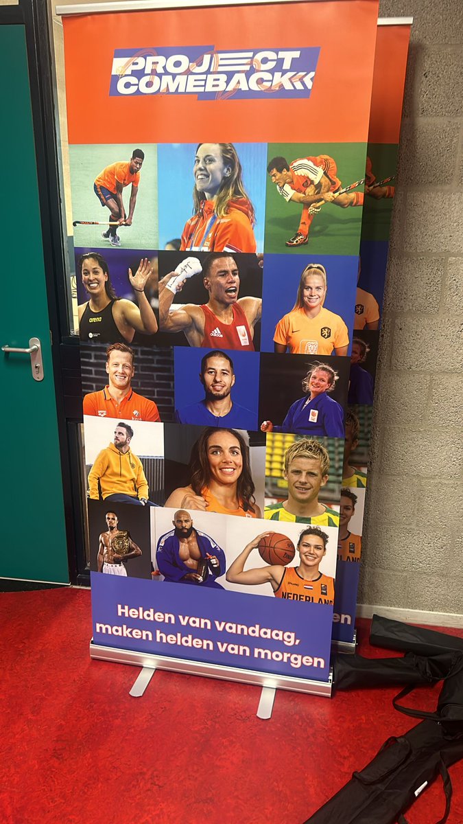 Onze collega en voormalig tophockeyer Marcel Balkestein bezocht het Mondriaan College in Oss voor Project Comeback. Hij vertelde de groep zijn inspirerende verhaal over doorzettingsvermogen, gevolgd door een coachsessie en een hockeyclinic 🏑

#brabantsterkerdoorsport