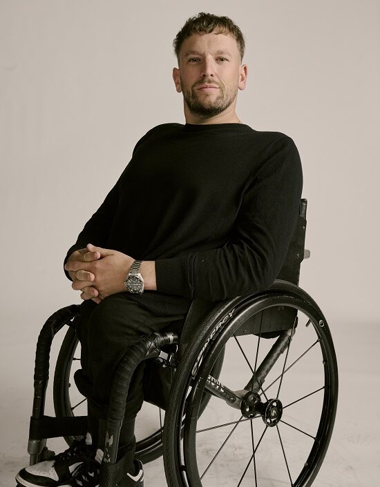 Dylan Alcott is empowering students living with disability by donating to support a new scholarship at @Flinders. We're excited to announce the @DylanalcottFDN Scholarship is now open to current students, to help achieve their dreams in further education👉 bit.ly/4biposW