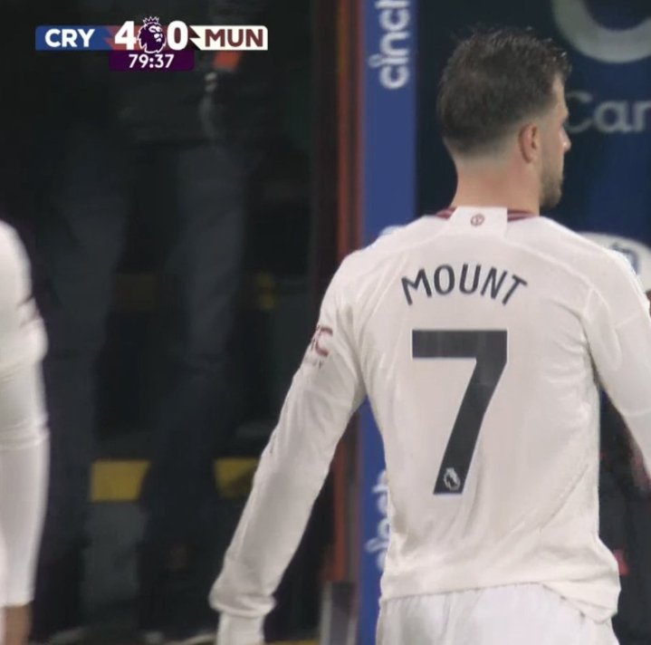 🎙️ Peter Drury on Mason Mount: “The boy who had a dream went into the Theatre of Dreams and he's now having nightmares.”
