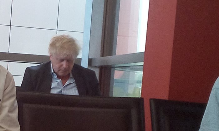 @GMB @susannareid100 “Boris doesn’t like partying”? Really? Isn’t this him with a hangover after a Bacchanalian party with his Russian mates, dishevelled and with a hangover from alcohol or whatever? The party he went to as Foreign Secretary without his secret service minder.