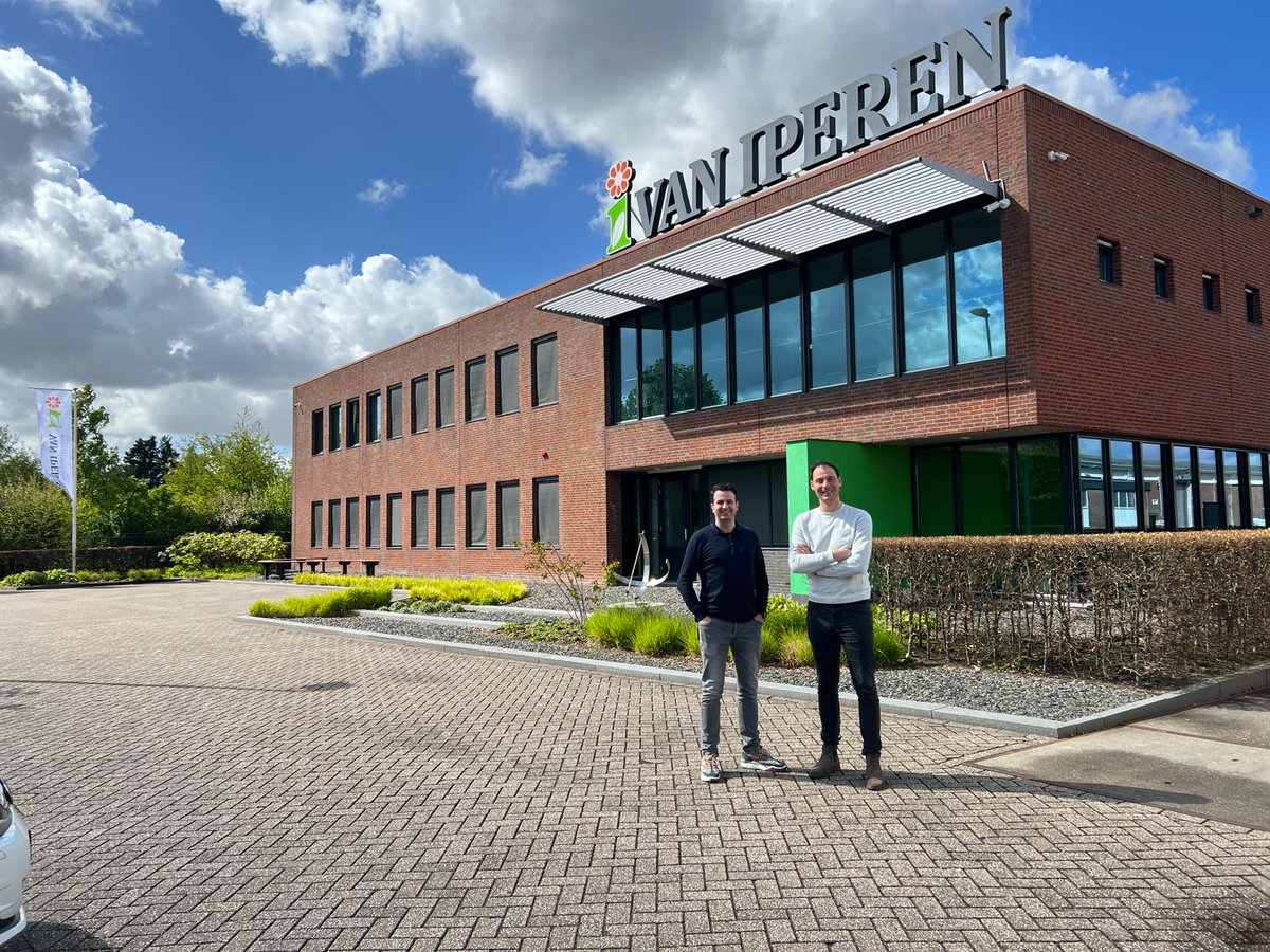 "De beste ondersteuning door onze groeispecialisten" gaat niet alleen over de specialisten buiten, maar net zo goed over de binnendienst. 

Jan Mol en Erik Kamstra vertellen hoe zij telers helpen bij de transitie naar biologische gewasbescherming. 

iperen.com/2024/05/06/hog…