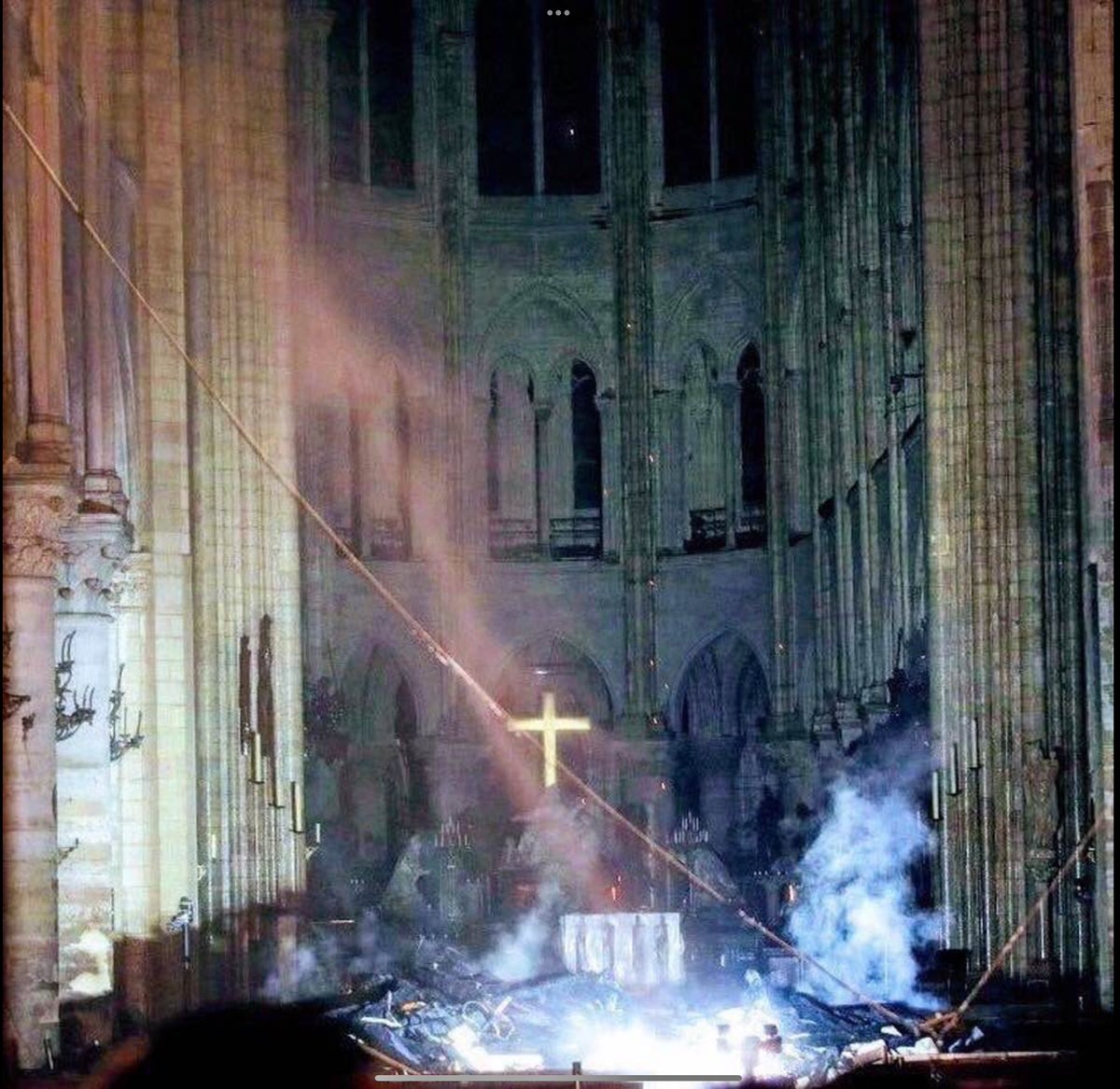 My iPhone reminds me of this photo from 4yrs ago - morning after Notre-Dame fire. The cross reflected the light in the ruin in way I could scarcely believe was real. It was. I was on Easter hols and sent to Freddy Gray who was editing. His instinct was to change covers… (1/3)