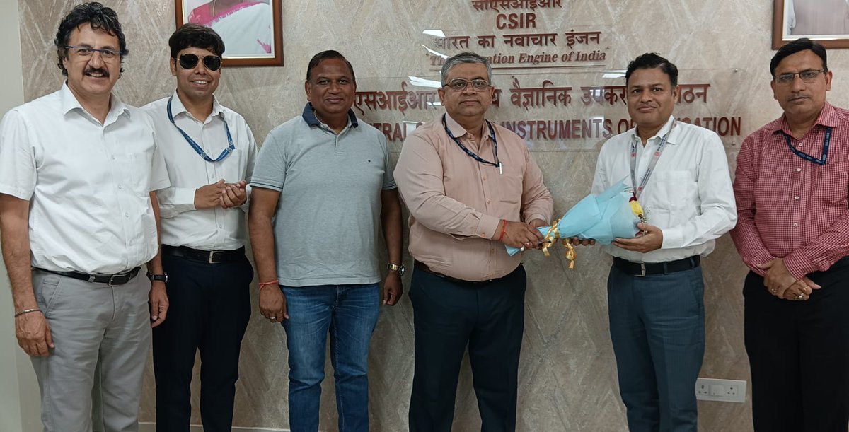 Officials from Central Electronics Limited visited @CSIR_CSIO for an insightful discussions on future collaborations and technology development in frontier research areas. @CSIR_IND