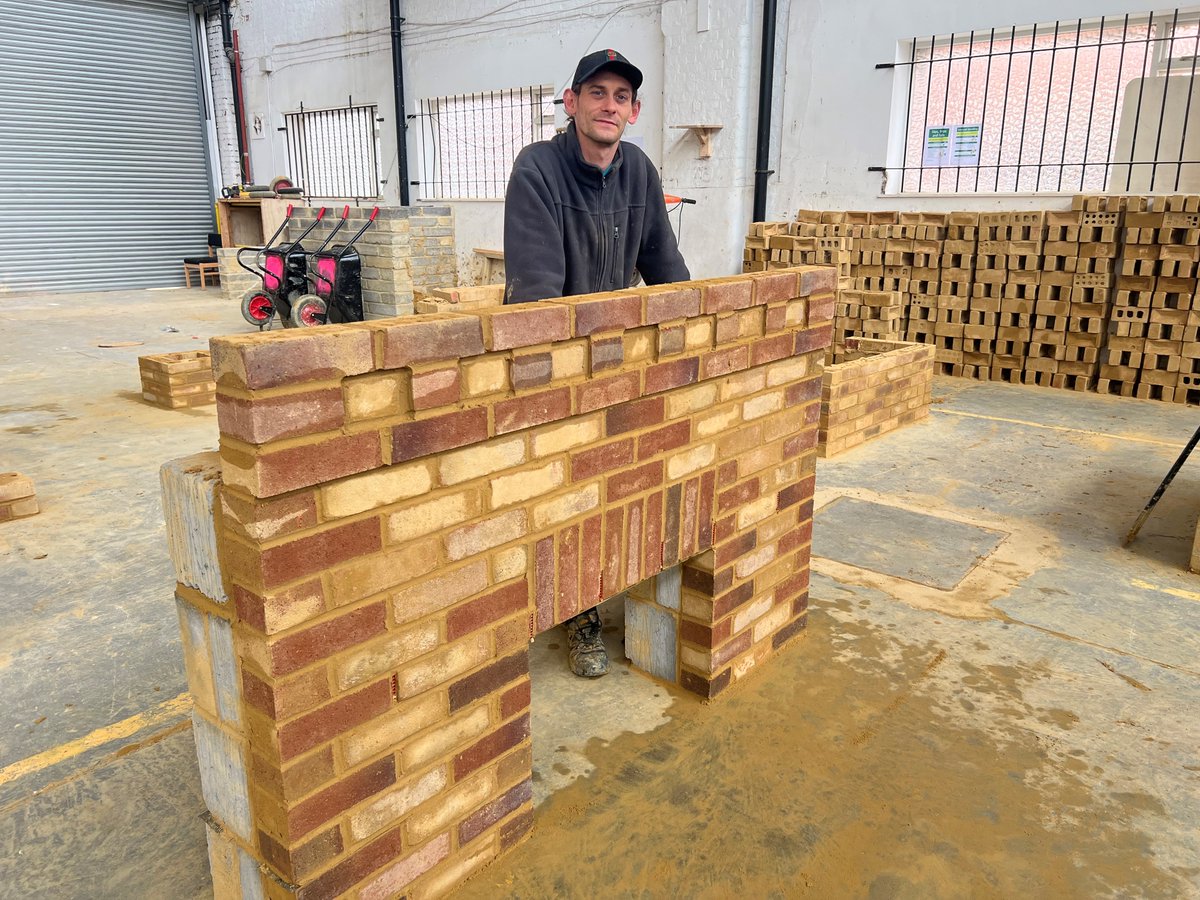 Our very own Conner Hamnett, Apprentice Bricklayer / Technician, has been building a cavity feature wall to a great standard as he prepares for his upcoming End Point Assessment! 🧱

Good luck Conner! 😄

#EndPointAssessment #EPA #Bricklaying #Apprenticeship