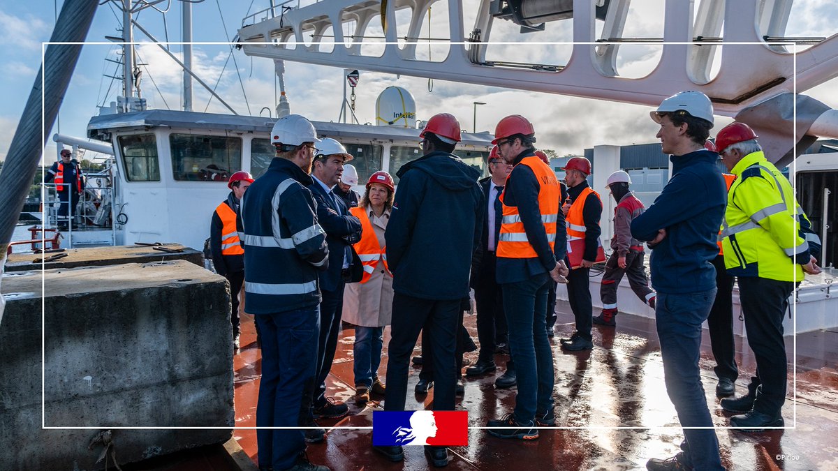 #decarbonation 📍 Hervé Berville, secrétaire d’État chargé de la Mer et de la Biodiversité s’est rendu ce lundi 6 mai 2024 sur le chantier naval Piriou à Concarneau particulièrement engagé dans la décarbonation de l’industrie maritime et dans le verdissement de la flotte de…