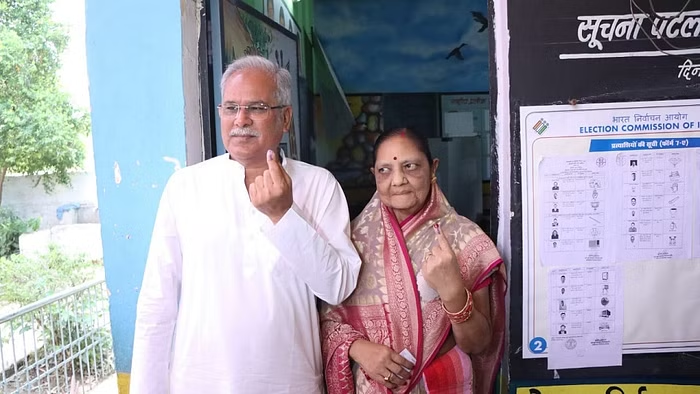 पूर्व मुख्यमंत्री भूपेश बघेल ने किया मतदान
 #Bhupeshbaghel #durg #ChhattisgarhLokSabha2024 #LokSabhaElctions2024 #LokSabhaElections2024