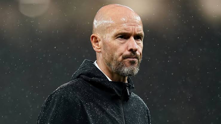 Erik Ten Hag Wanted Kane or Osimhen, got Højlund and a panic signing of Antony 

He Wanted De Jong, Rice, Caicedo, got Casemiro.

He Wanted Todibo, Timber, Kim Min Jae, but got a 36 year old  Johnny Evans

Manchester United currently have only only one  fit Center Back ,no Left