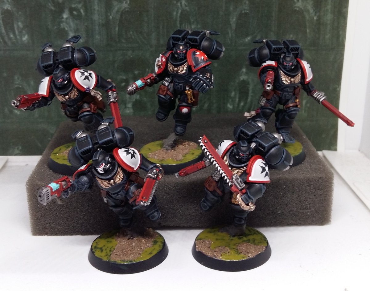 Black Templar Jump Pack Intercessors Squad ready. Fast melee infantry for the crusade 👍

#WarhammerCommunity #warhammer40k #warhammer #PaintingWarhammer #blacktemplars