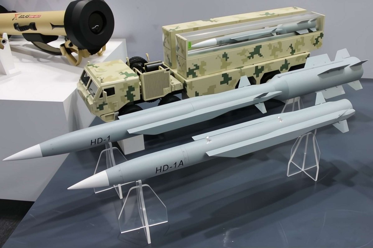 #DSA2024: #China🇨🇳 Displays HD-1 and HD-1A Supersonic #Missile in #Malaysia🇲🇾 More details here...⬇️ armyrecognition.com/news/army-news…