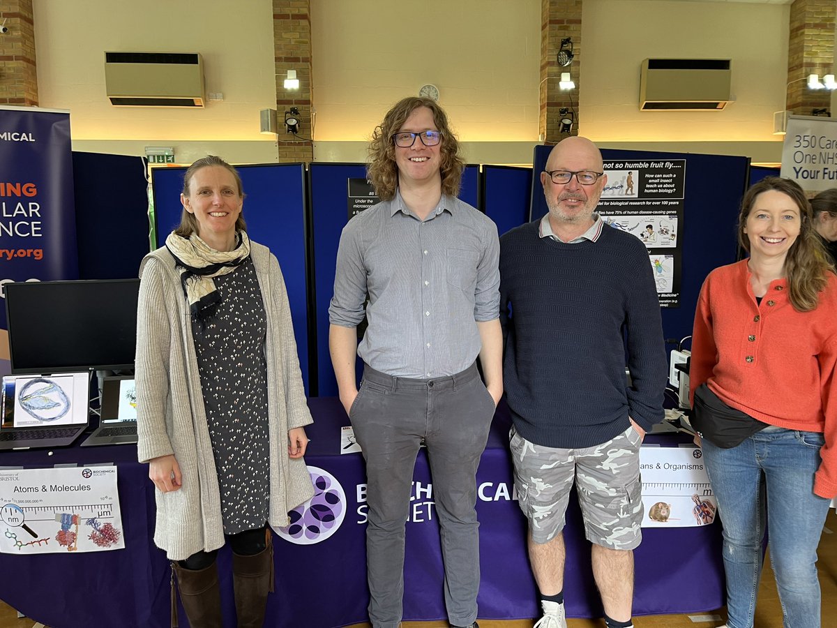 We had great fun at @somerscience yesterday explaining to the good folk of Somerset how biological energy works from molecules to cells and organisms on behalf of @BiochemSoc @BristolBiochem. Thanks to @IanofBristol @LabCollinson @Hm_Weavers @LittlejohnJamie