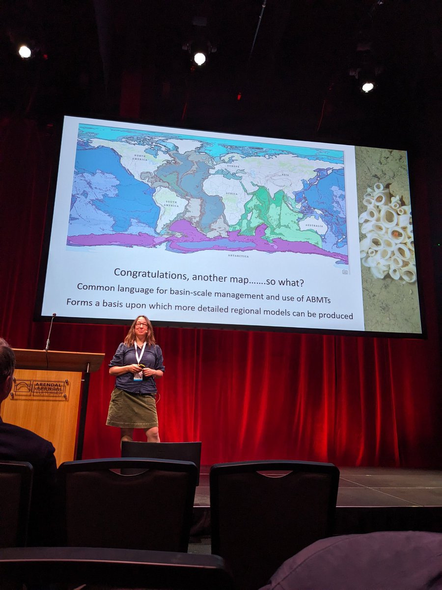 Rebecca Ross tweet media